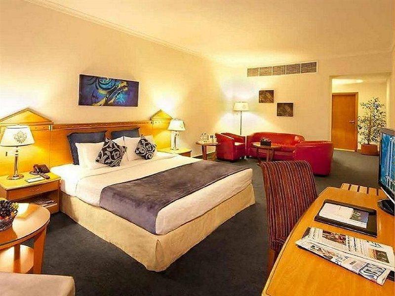 Coral Oriental Dubai Hotel Exterior photo