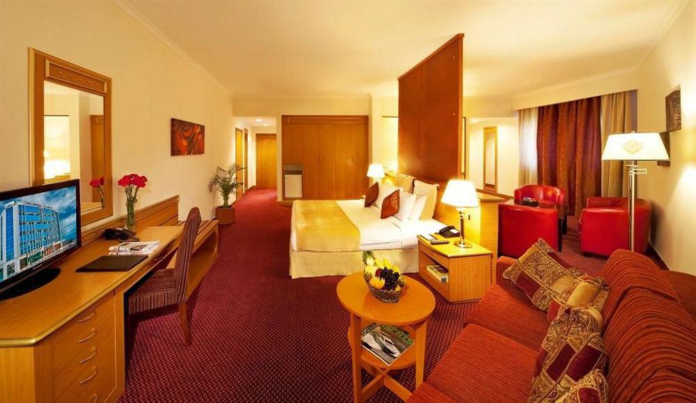 Coral Oriental Dubai Hotel Room photo